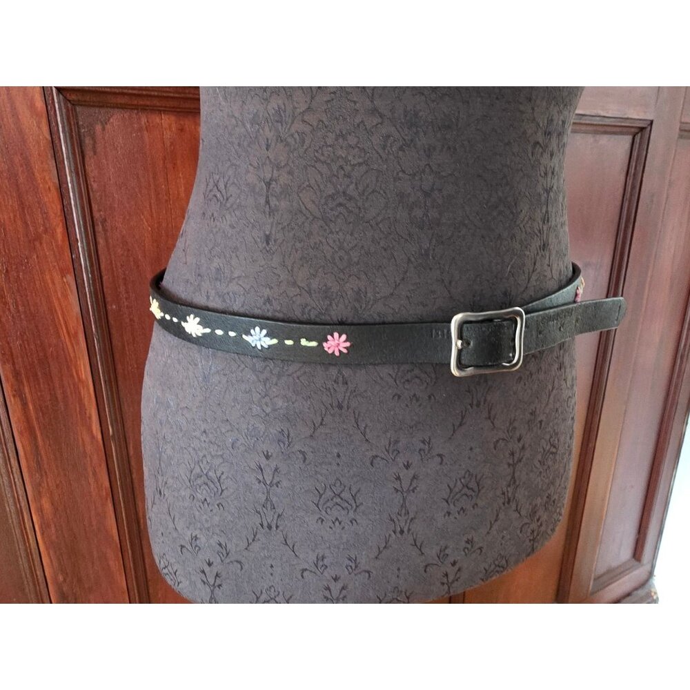 Dockers Black Leather Belt With Floral Embroidery Square Buckle Womens Size L